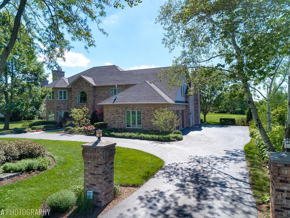 1st image of 31 Wedgewood Dr