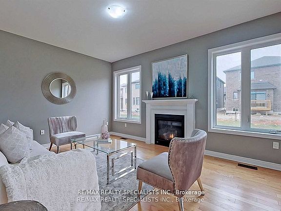 2nd image of 1191 Upper Thames Dr