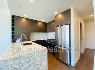 1181 Sunset Dr #1108, Kelowna, BC V1Y0L4