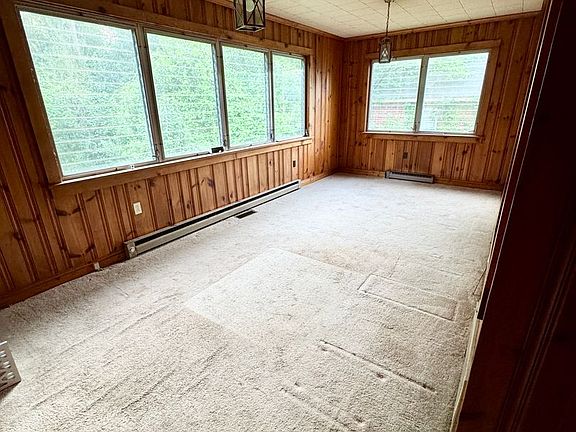 4th image of 2603 Lane Ave