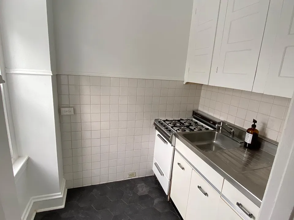 European style kitchen- enough space for the essentials