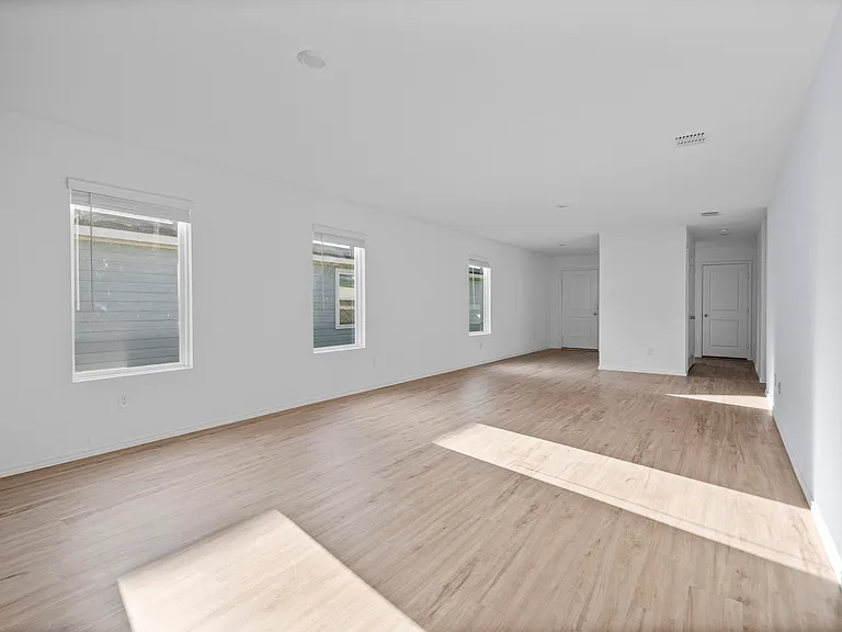 1436 Mahogany Ln — Photo 18