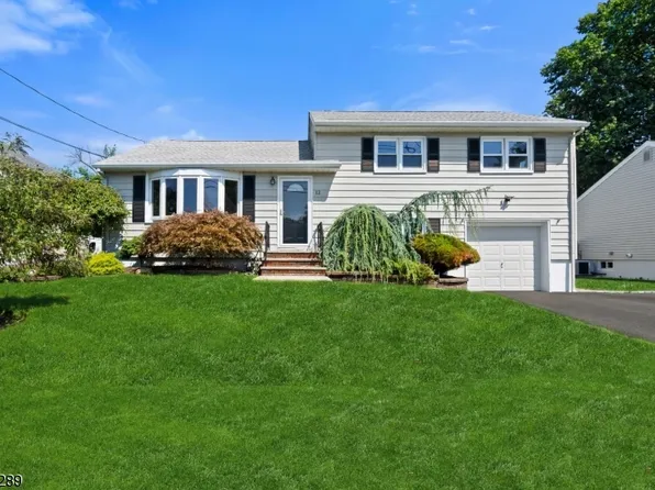 12 Grand St, Clark Twp., NJ 07066
