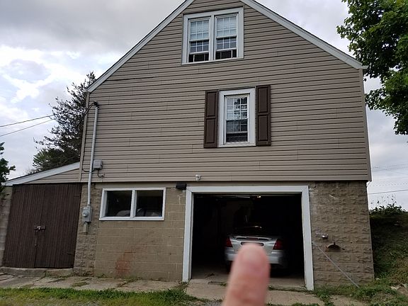 Back of house - garage