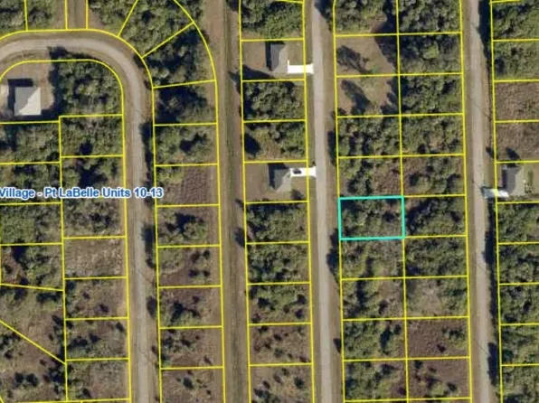 192 Carousel Ave, Labelle, FL 33935