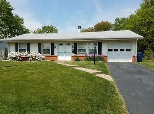 709 S Greenthorn Ave, Sterling, VA 20164