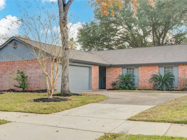 6722 Lynngate Dr, Spring, TX 77373