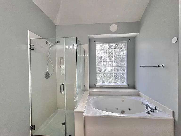 14531 Chestnut Falls Dr — Photo 15