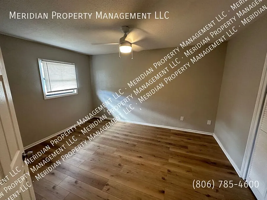 charming 3/2 home convenient to hospitals and TTU! — Photo 4