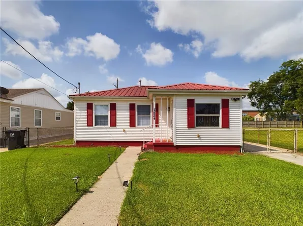 7224 Claiborne Ct, Arabi, LA 70032