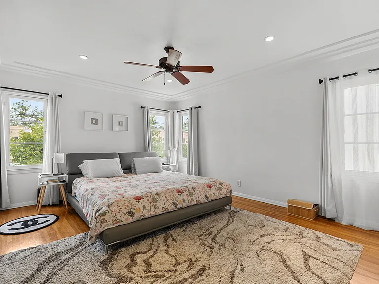 6233 W Orange St — Photo 4