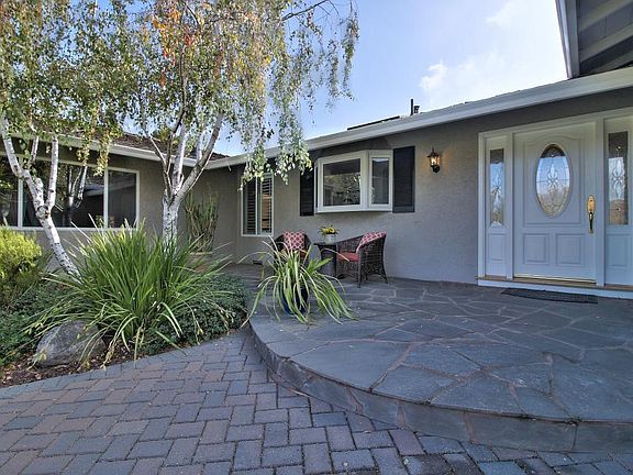 3rd image of 13238 Via Arriba Dr