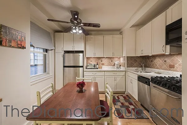 Sold by Diaman Group LLC | media 9