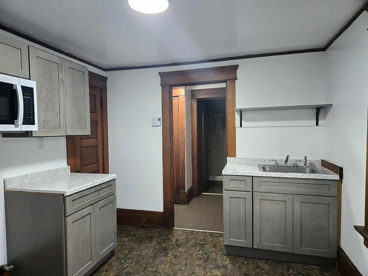 Kitchen - 42 2nd Ave #A