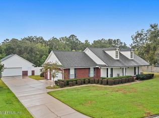 8389 Glenfield Oaks Dr, Macclenny, FL 32063