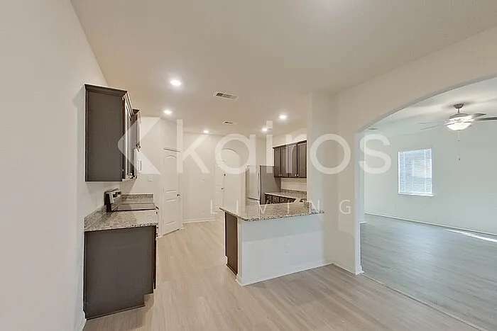 8414 Liberty Sky Rd — Photo 6