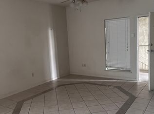 1427 Tully Rd APT 6, Modesto, CA 95350