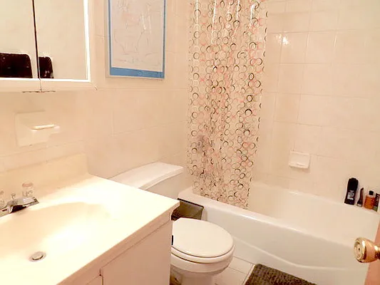 Rented by Capri Jet Realty Corp | media 26