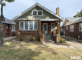 1612 S 4th St, Springfield, IL 62703