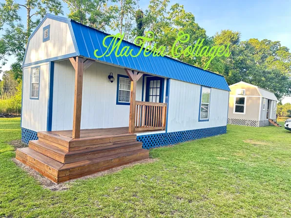 75 Lamar Smith Rd, Poplarville, MS 39470