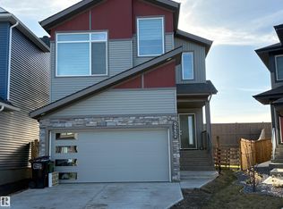 9952 227th St NW, Edmonton, AB T5T 7V1