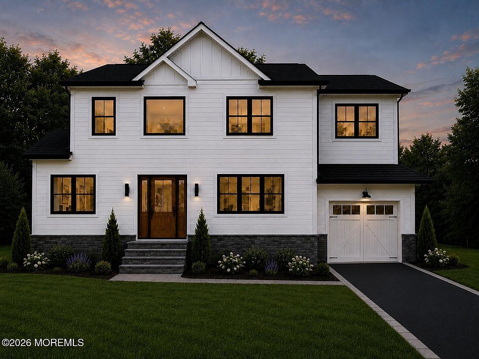 1st image of 32 Lake Boulevard