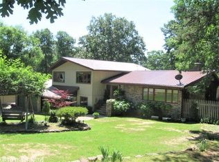 218 Woodlawn Dr, Fairfield Bay, AR 72088