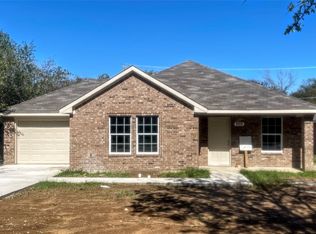 808 SW 24th St, Mineral Wells, TX 76067