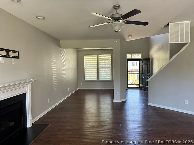 350 River Oak St — Photo 6