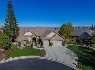 1268 E Glenlake Ln, Fresno, CA