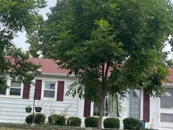 588 Valley View Dr, Hamilton, OH 45013