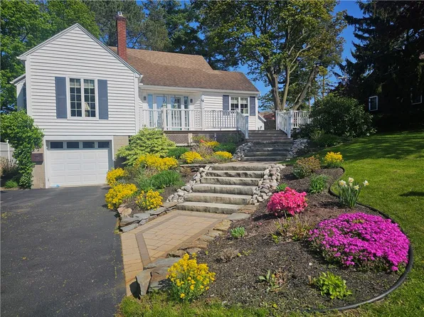 16 Coolidge Ave, Spencerport, NY 14559