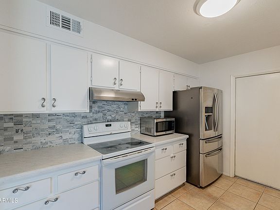 5th image of 10502 W DESERT ROCK Drive