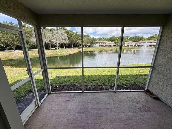 3rd image of 8550 Argyle Business Loop Unit 203