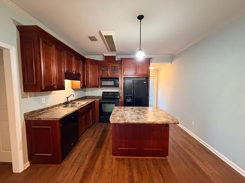 103 S West St #934-C