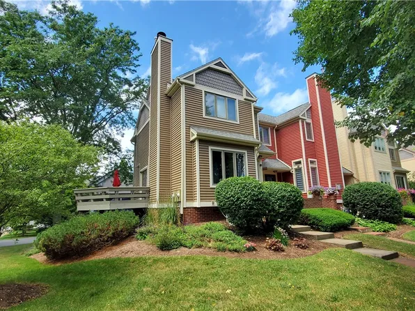 111 Cornhill Pl, Rochester, NY 14608