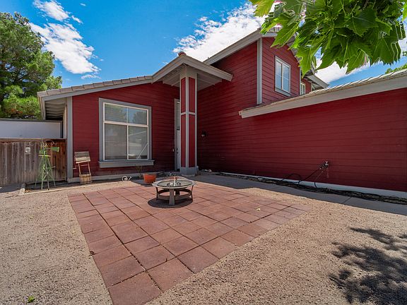 4th image of 44708 Tarragon Dr
