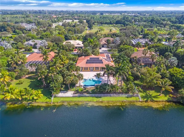 2161 SW 131st Ter, Davie, FL 33325