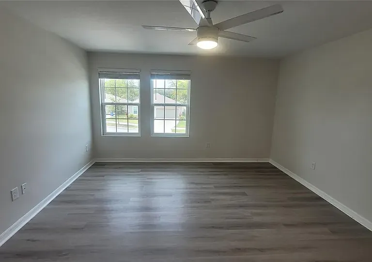 10118 Candleberry Woods Ln — Photo 18
