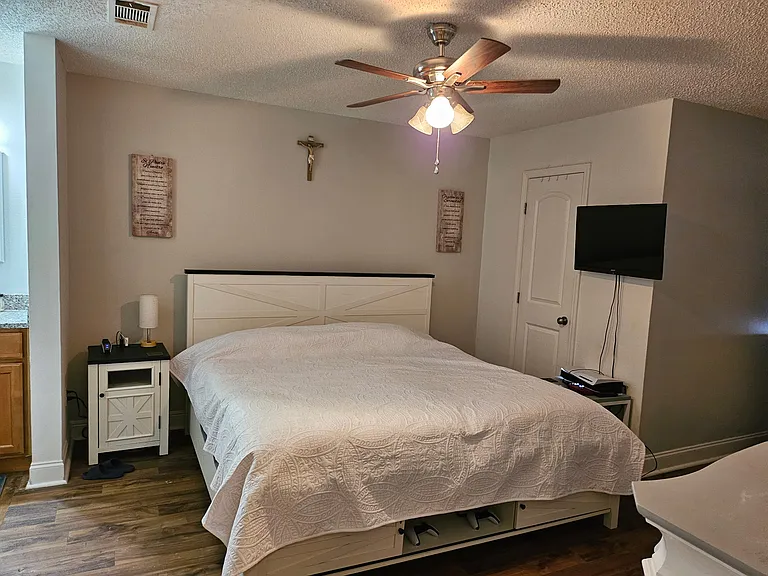 7520 Beekman Dr — Photo 4