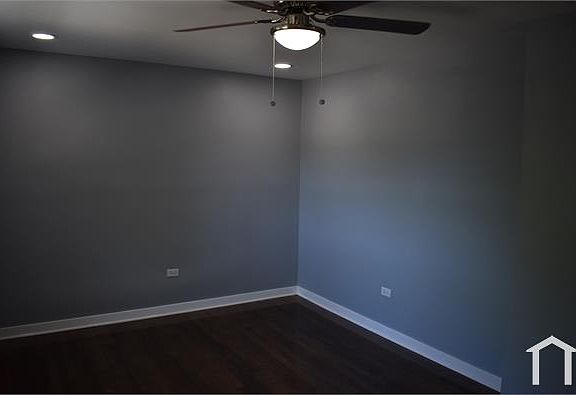5th image of 13515 S Mackinaw Ave