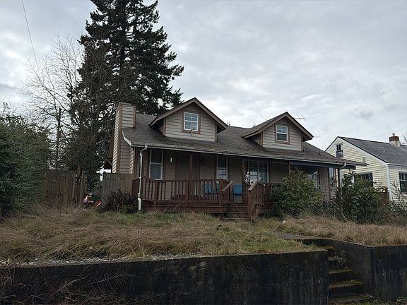 3rd image of 927 Ellinor Ave