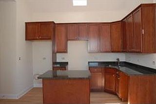 5th image of 6419 S Ingleside Ave #3