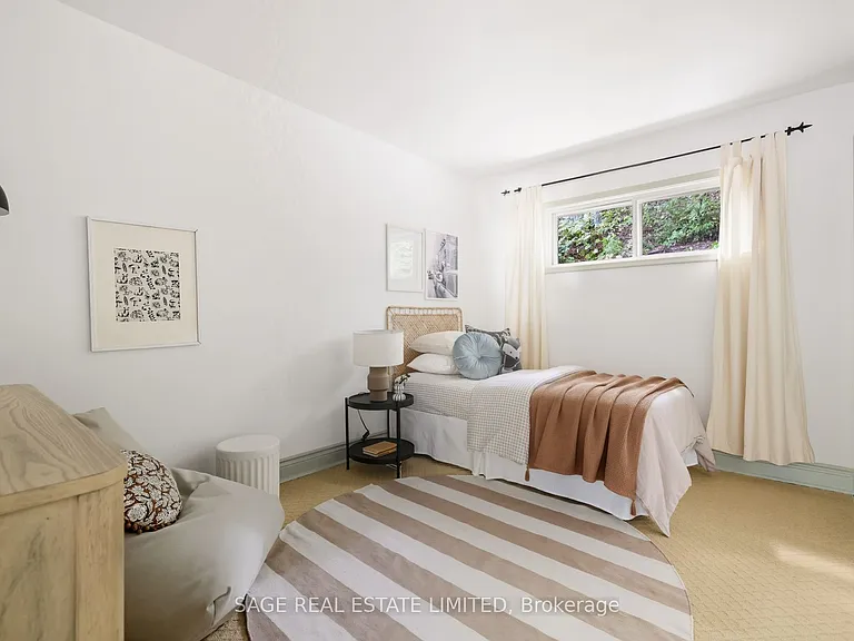 130 Neville Park Blvd — Photo 14