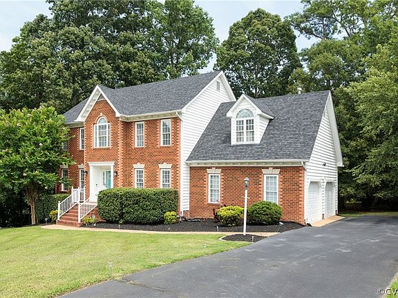 2nd image of 8064 Garden Creek Ct