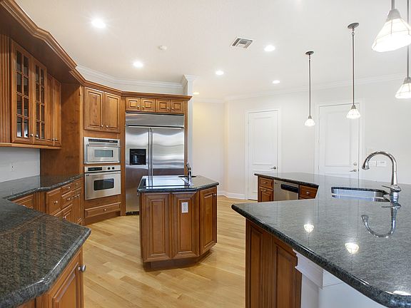 2nd image of 14289 Equestrian Way