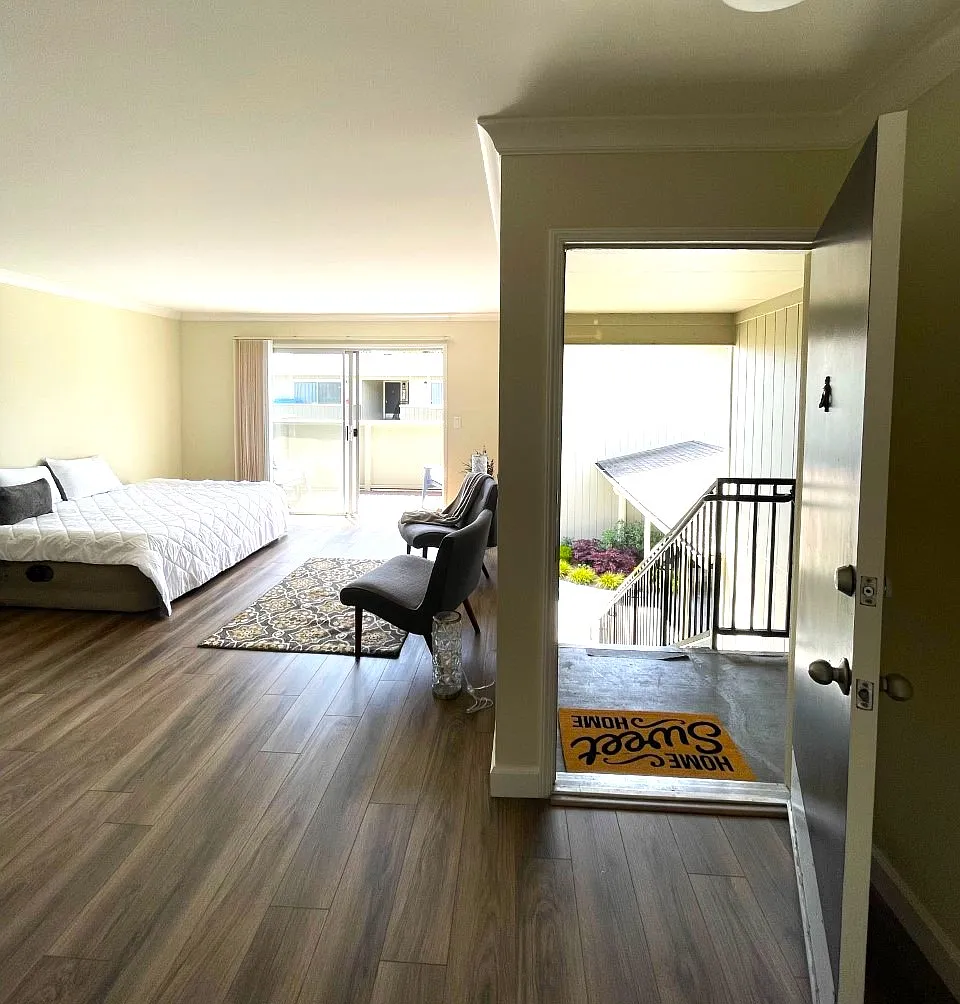 Building Photo - 390 S Sunnyvale Ave #1