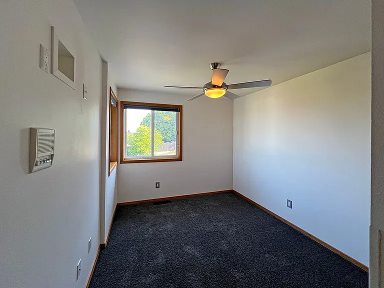 7512 Leif Ericson Dr — Photo 63