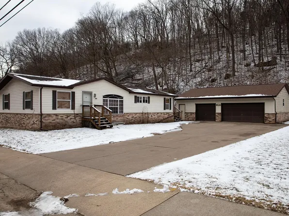 145 S Main St, Potosi, WI 53820
