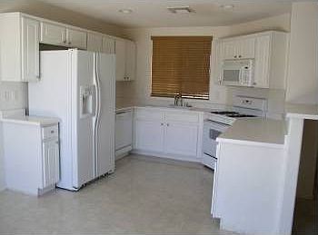 3rd image of 4804 Portola Vista Ave